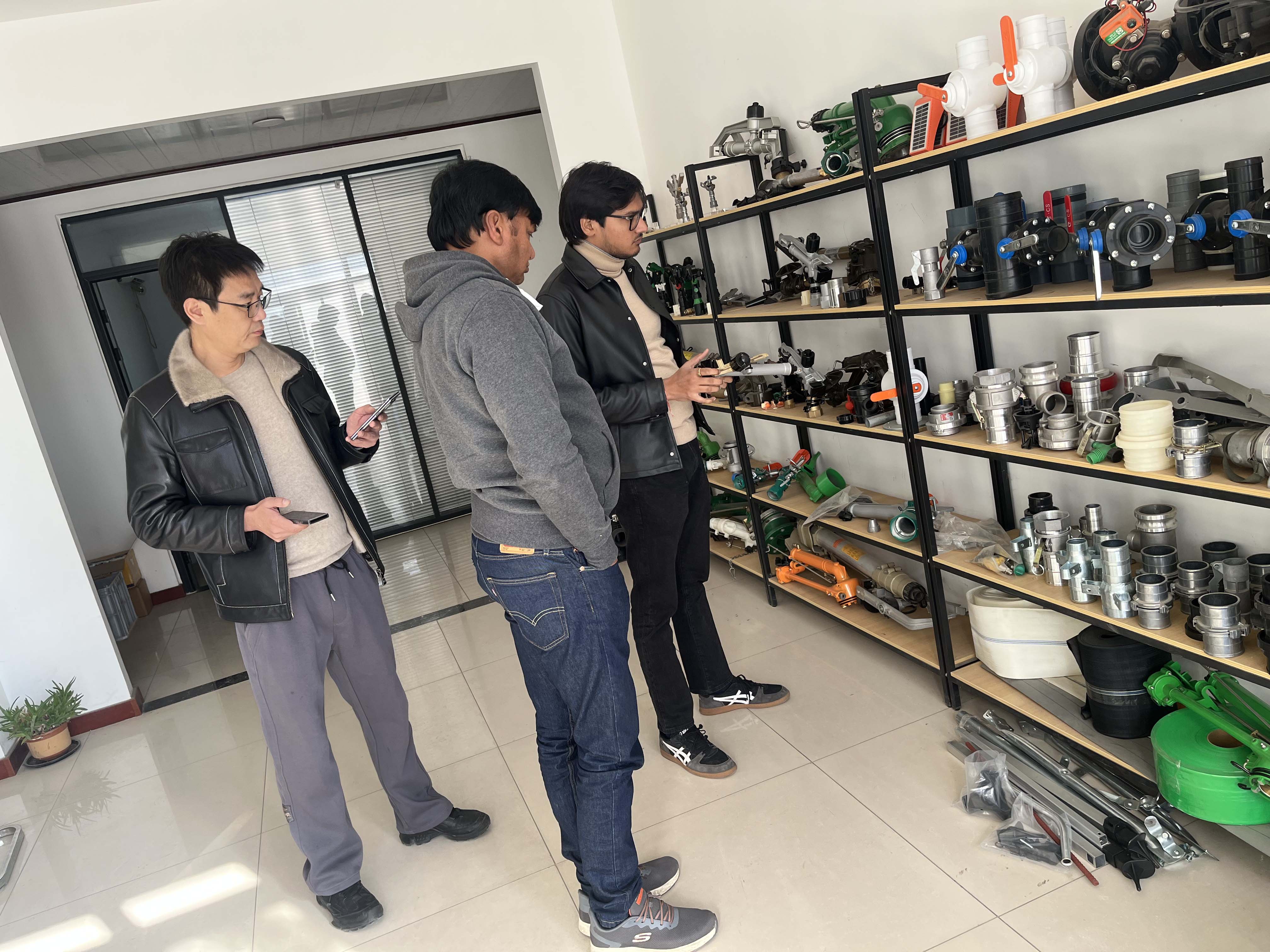 南阳NS40 涡轮喷枪获客户青睐 洽谈批量合作